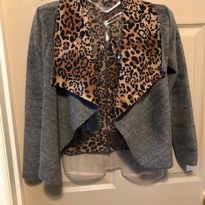 Reversible fleece jacket...Grey and leopard print